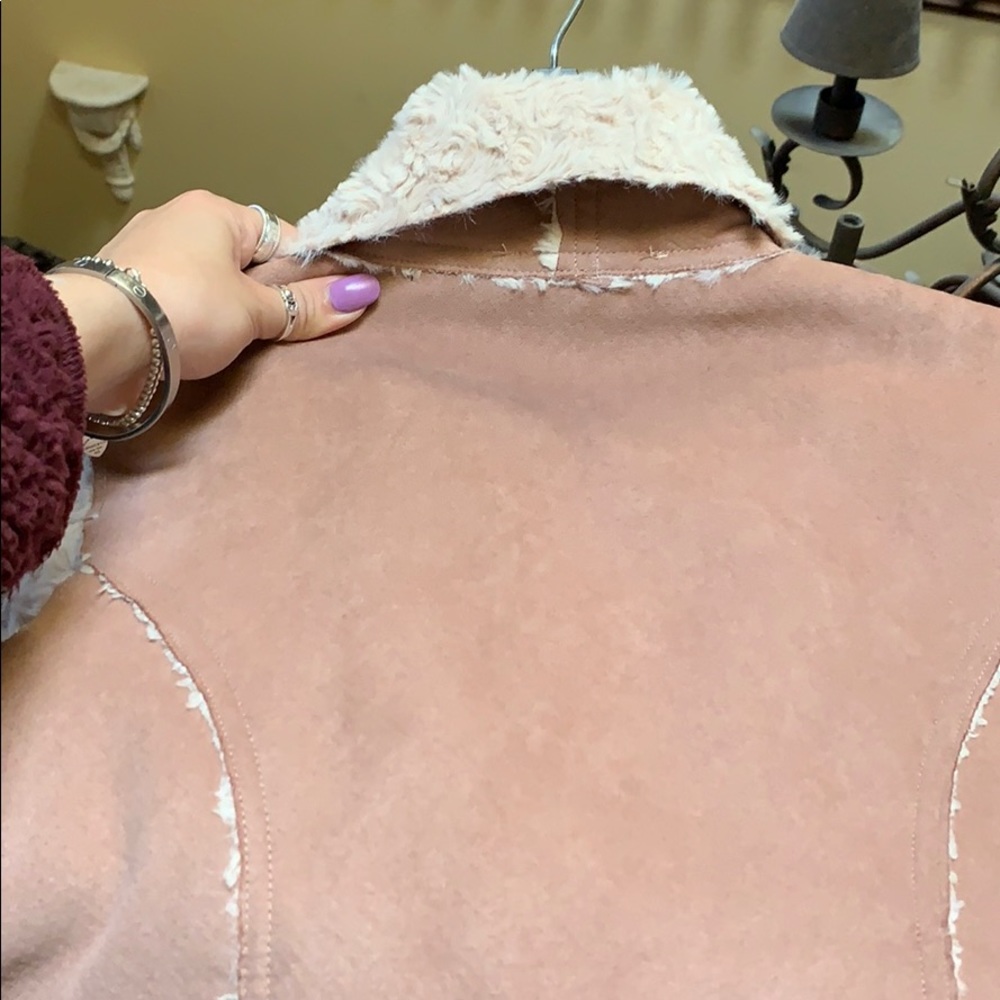 Fur vest - Picture 5 of 5